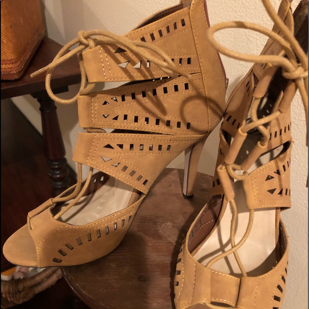 Brown laced heel